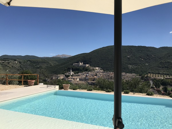 Panoramic swimming pool Umbria Spoleto