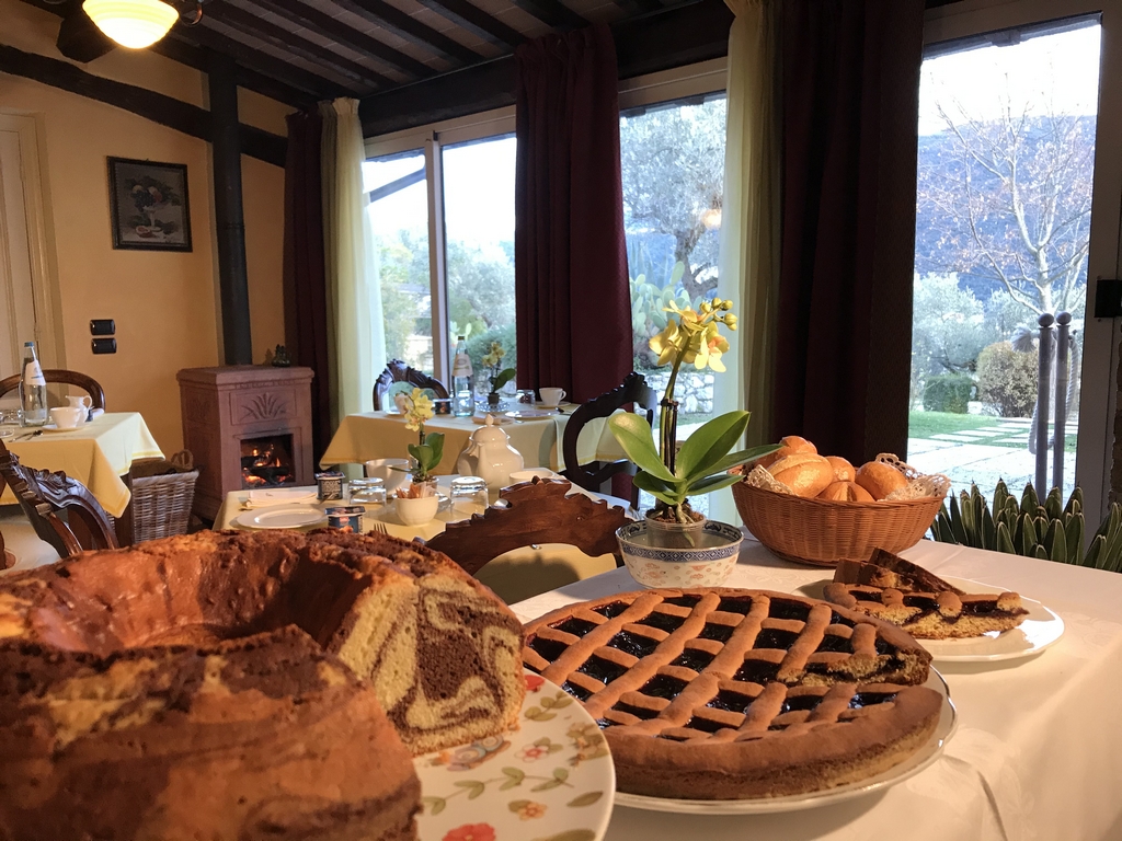 Breakfast Room - Agriturismo Collerisana spoleto